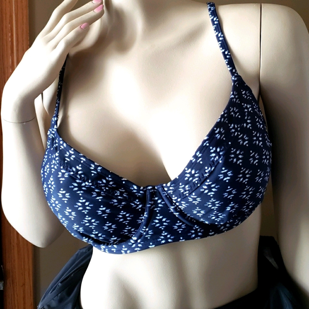 Athleta Taza Kaimana bikini top size 38 B/C